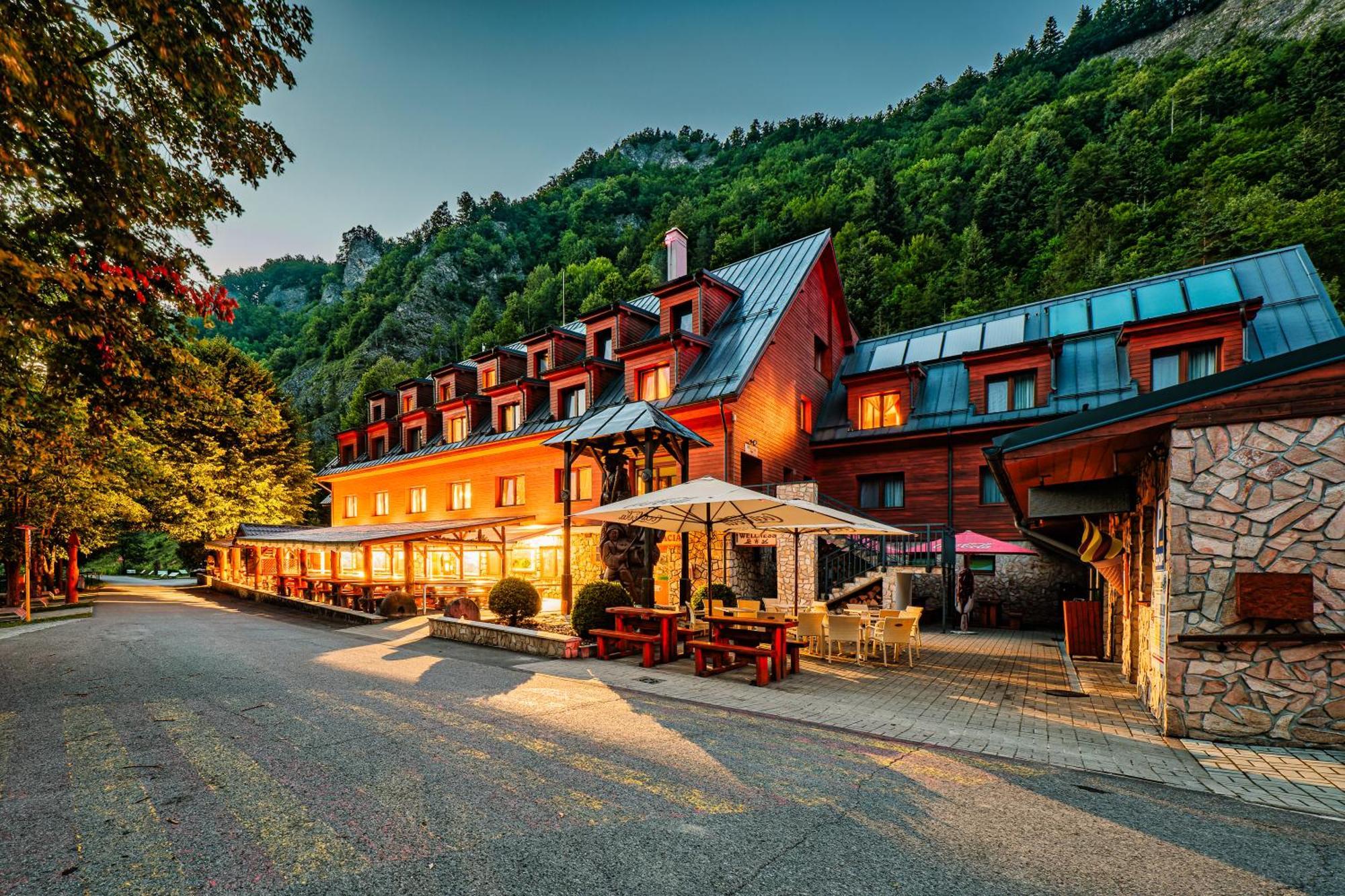 Chata Pieniny Hotel Lesnica Buitenkant foto